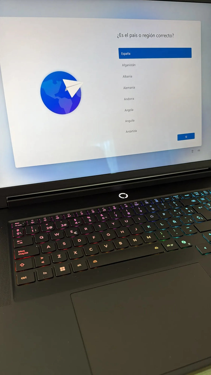 Portátil Lenovo Legion 9 18IAX10 18"