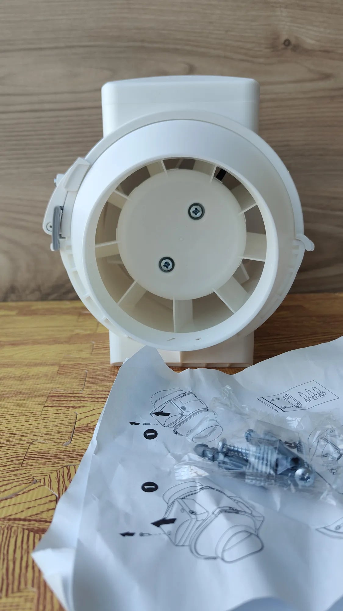 Ventilador de flujo mixto para conductos Aventa