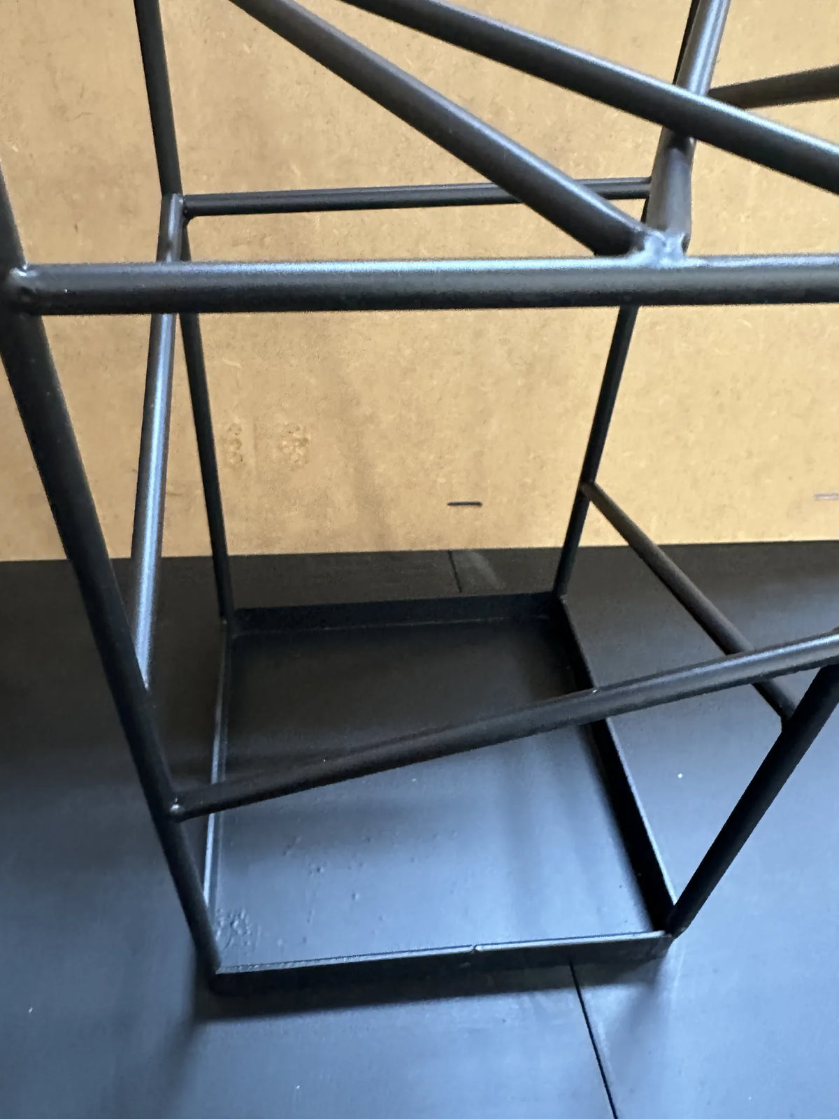 Paragüero Negro Metálico HAKU Möbel Diseño Moderno