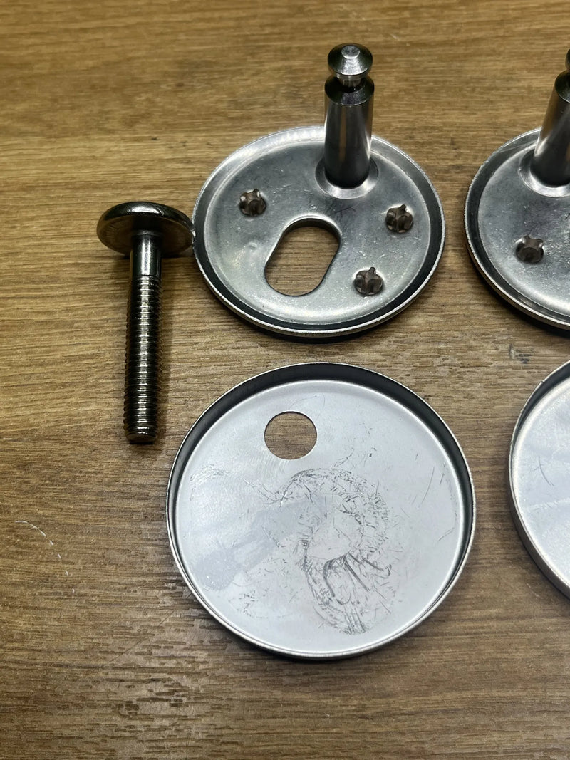 Set de fijación para Asiento y Tapa GROHE Bau