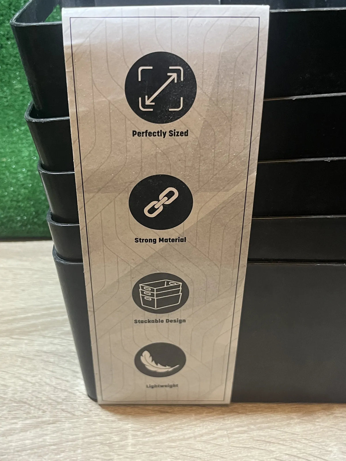 Cesta de plástico negro para estudio KEPLIN