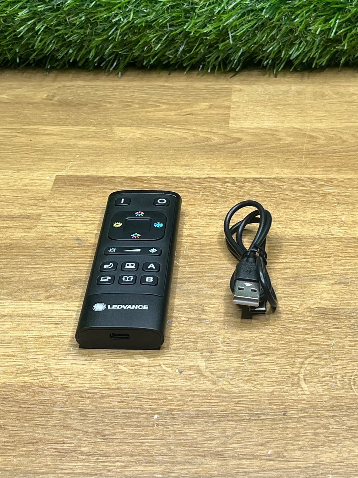 Mando a distancia con tecnología WiFi LEDVANCE