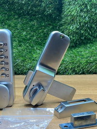 Cerradura de puerta mecánica sin llave con teclado digital