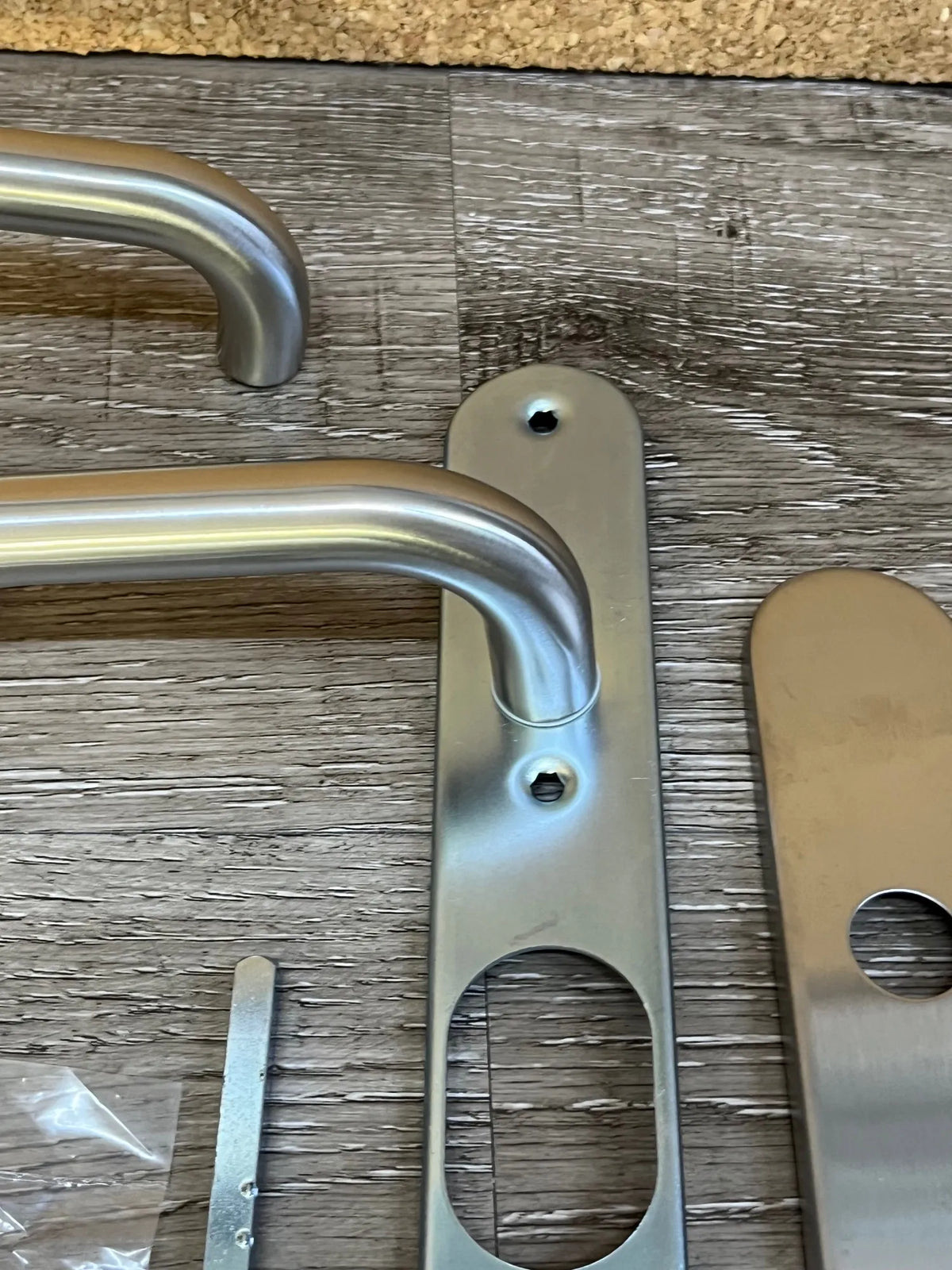 Juego de tiradores de acero inoxidable para puerta Bricard