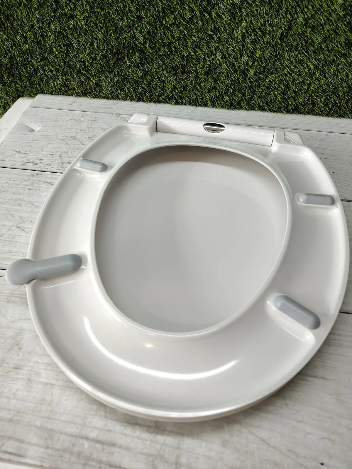 Asiento de inodoro de cierre suave - Yeaupe