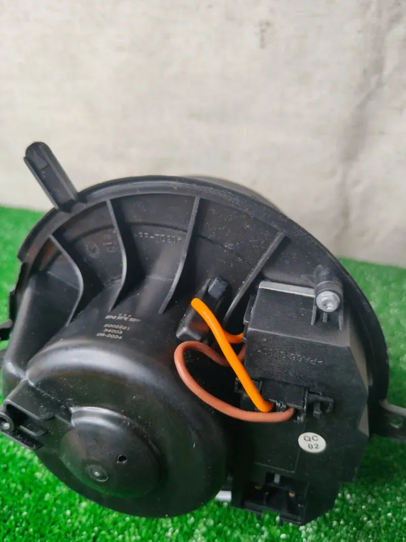 NRF 34003 Ventilador habitáculo