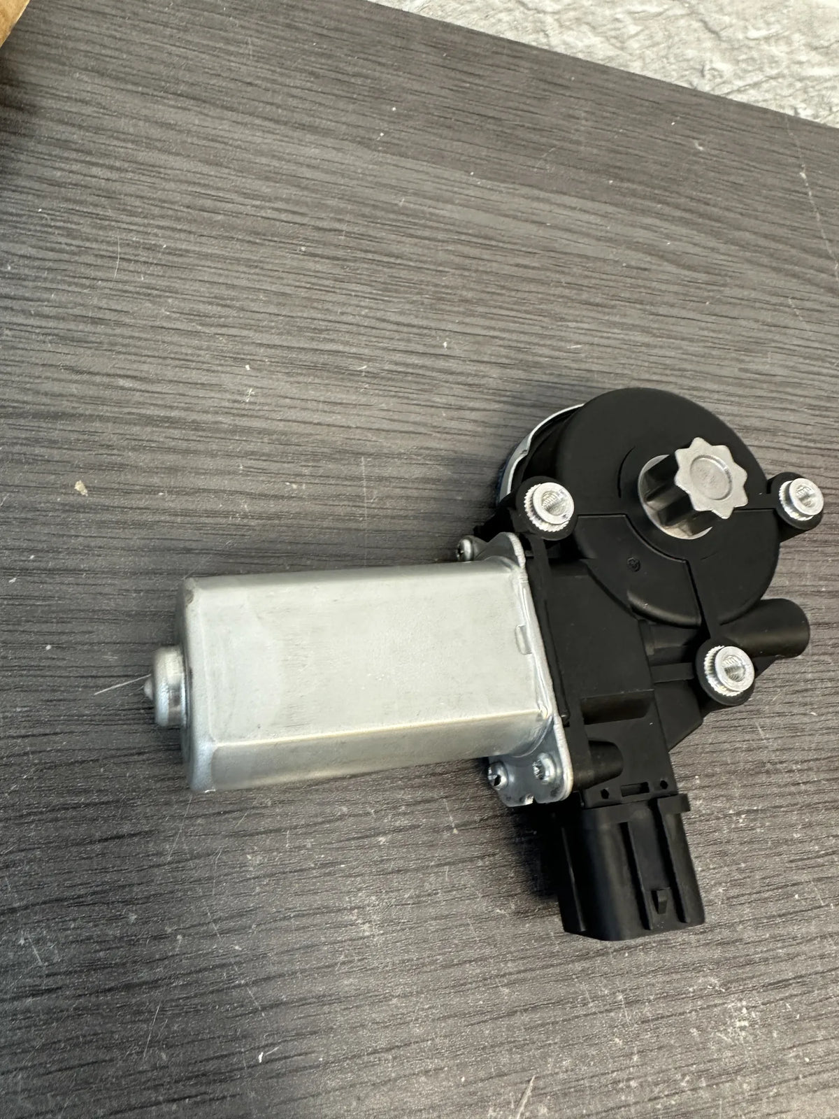 Elevalunas para motor