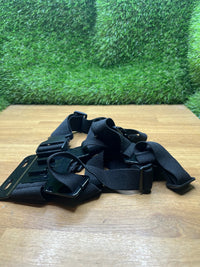 Arnés de Pecho Ajustable para GoPro y Cámaras Acción Amazon Basics