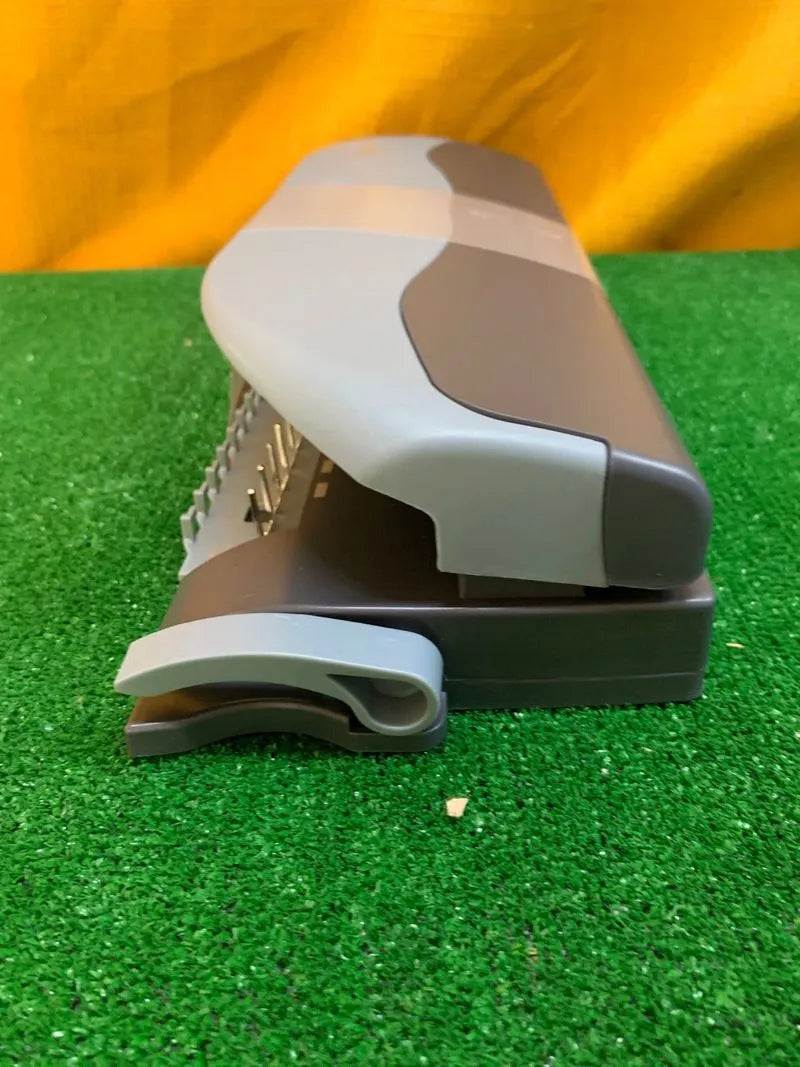 Máquina compacta para encuadernación