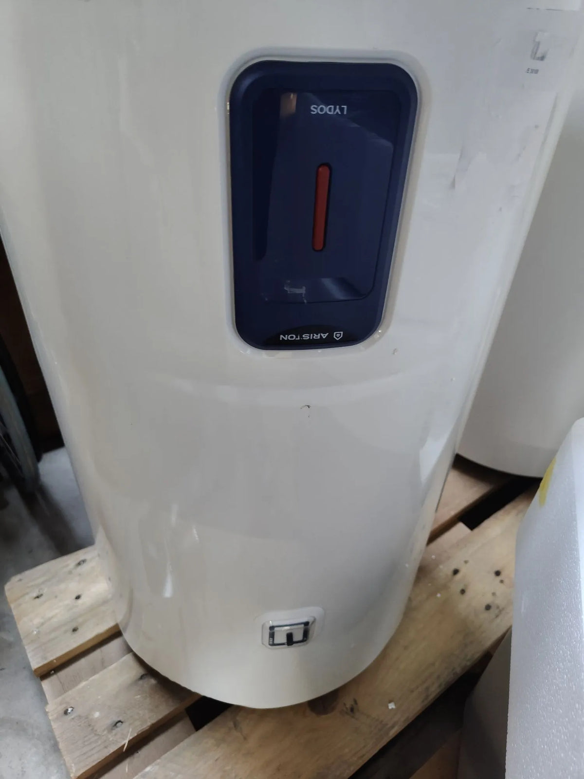 Termo electrónico de 80 litros - Ariston
