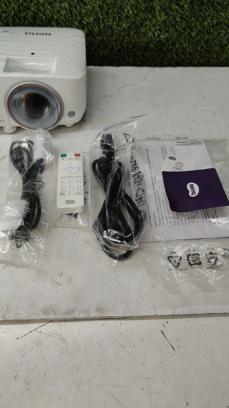 Proyector 1080P FHD, 3500 ANSI Lumen