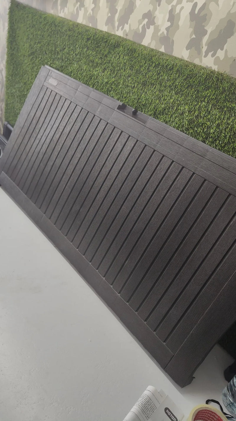 Keter Comfy – Baúl de almacenamiento para exteriores, capacidad 270 L, resina, marrón, jardín y terraza, 44,7 x 116,5 x 57 cm