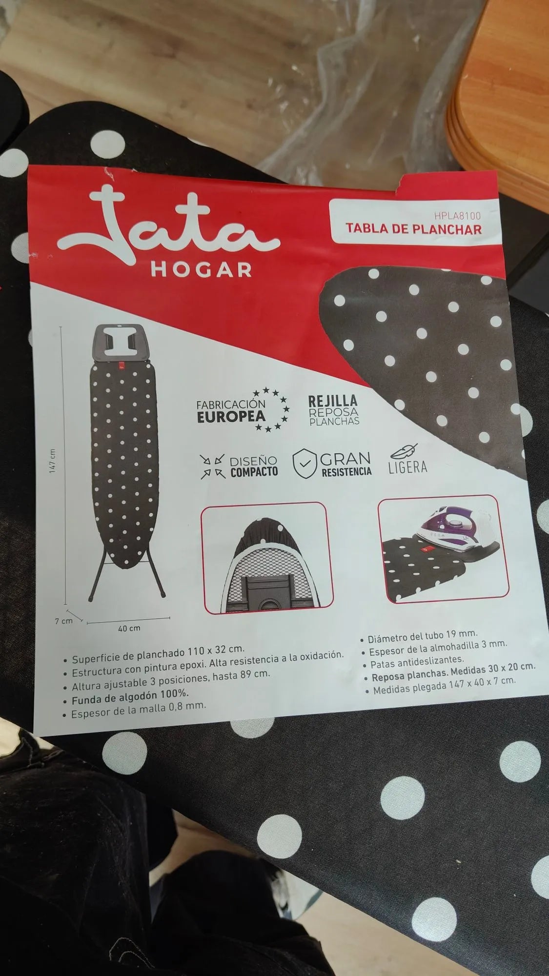 Tabla de planchar plegable, dimensiones 110 x 32 cm